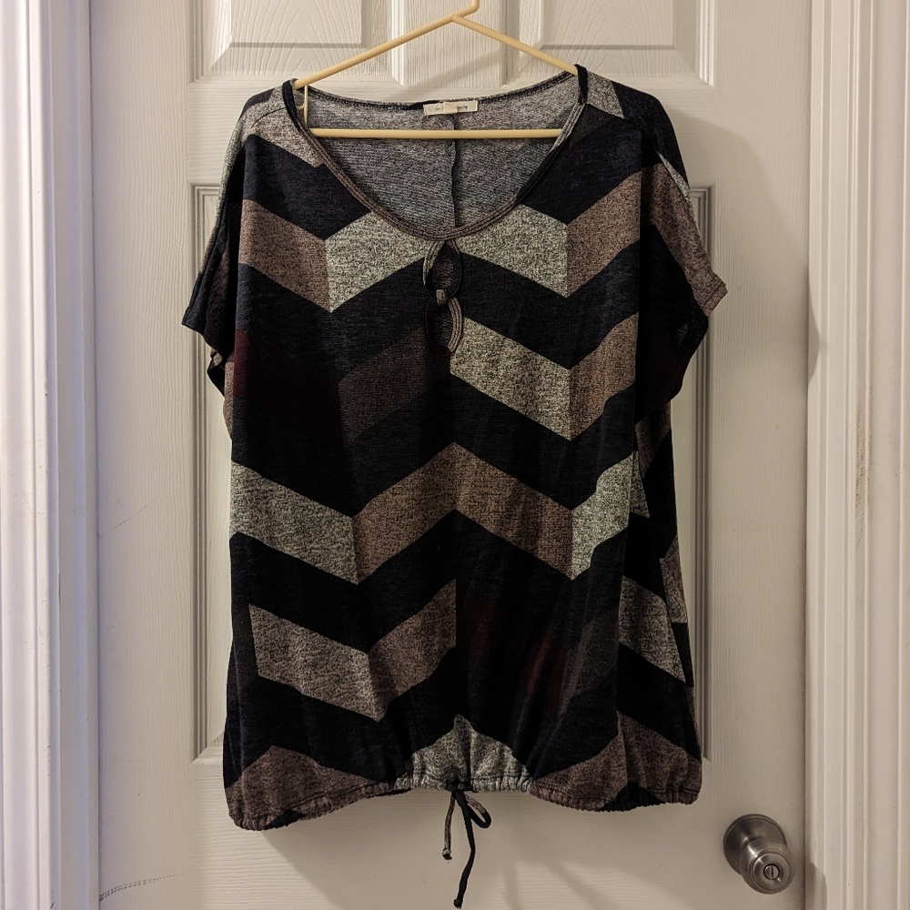 Knit Geometric Top w/ Cinch Bottom and Chest Cut Out